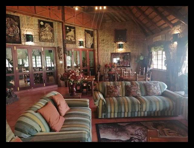 16 BEDROOM HOUSE FOR SALE IN MEER EN SEE